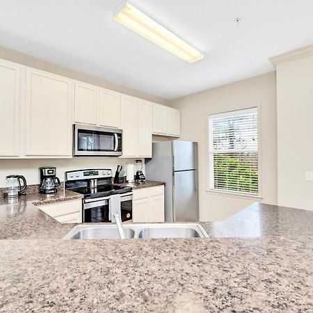 Bright & Modern 2Br Condo With Pool & Hot Tub, Near Disney! Orlando Bagian luar foto