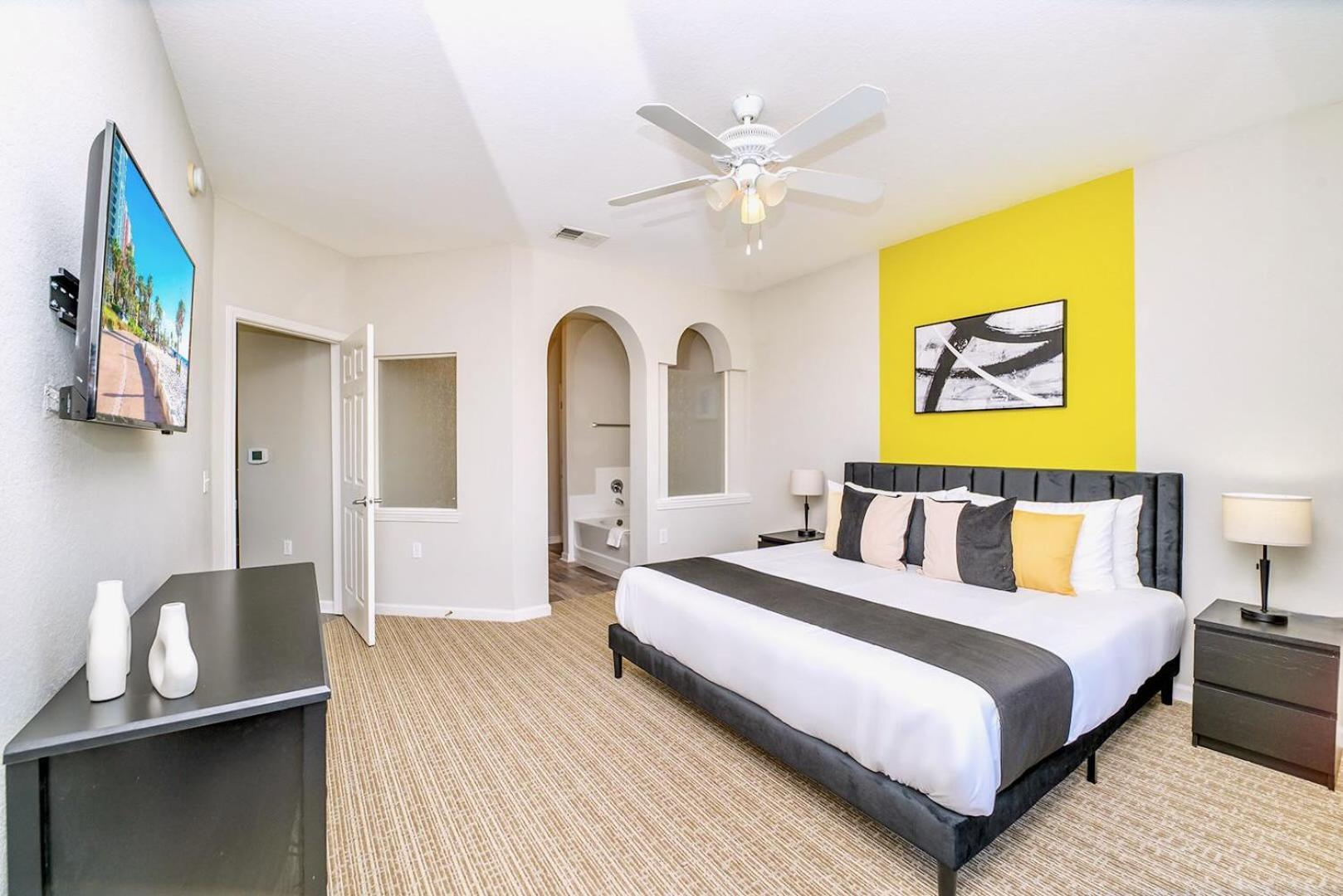 Bright & Modern 2Br Condo With Pool & Hot Tub, Near Disney! Orlando Bagian luar foto
