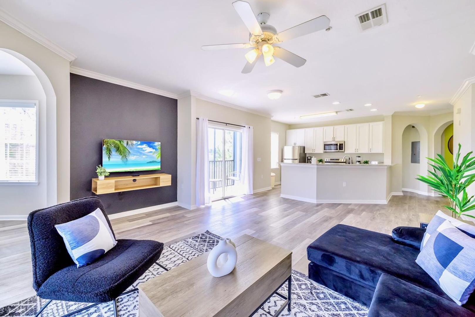 Bright & Modern 2Br Condo With Pool & Hot Tub, Near Disney! Orlando Bagian luar foto